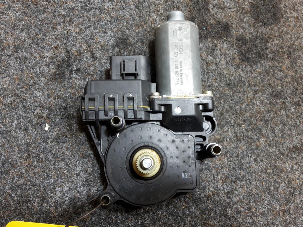 Audi A6 4B BJ 2003 Fensterhebermotor vorn rechts 0130821774, BJ 01-05 Bosch