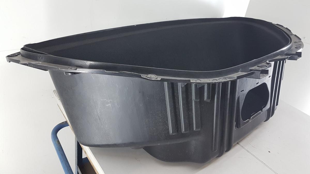 Tesla Model X Gep&auml;ckwanne vorn Bj2022 1607186-00-B Laderaumwanne vorn