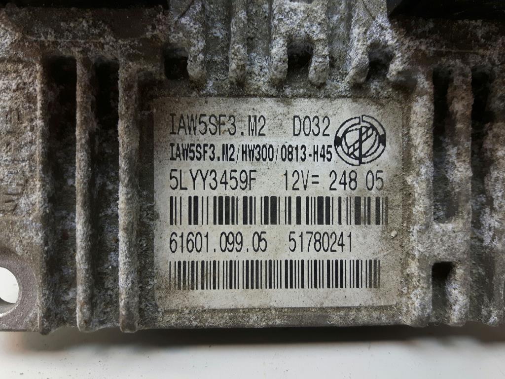 Fiat Grande Punto Baujahr 2006 Steuergerät 350A1000 Motor 5LYY3459F