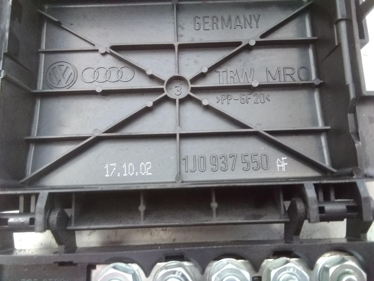 VW Golf 4 1J original Sicherungsträger Batterie 1J0937550AF BJ2003