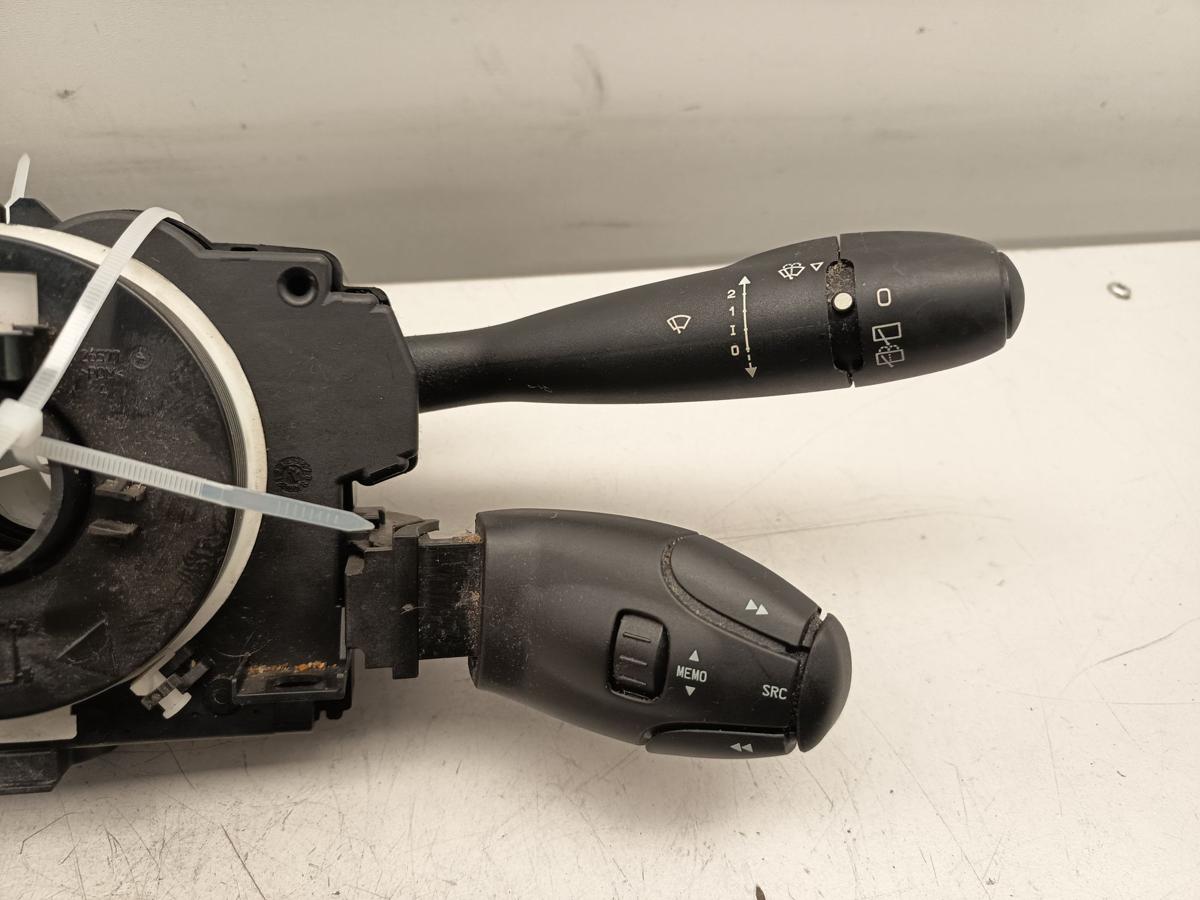 Peugeot 206 original Kombischalter Lenkstockschalter 96787398XT Bj 2012