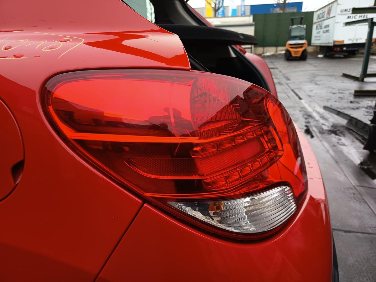 Peugeot 207 original R&uuml;ckleuchte links Heck Schluss Licht Bj 2010