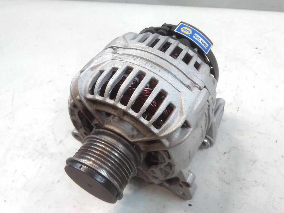 VW Passat 3BG 120A Lichtmaschine Generator 1.9TDI 74kw AVB BJ2005