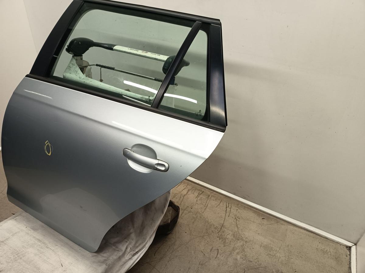 VW Golf V 1K5 Variant Bj 2008 original Tür hinten links LA7W Reflexsilber