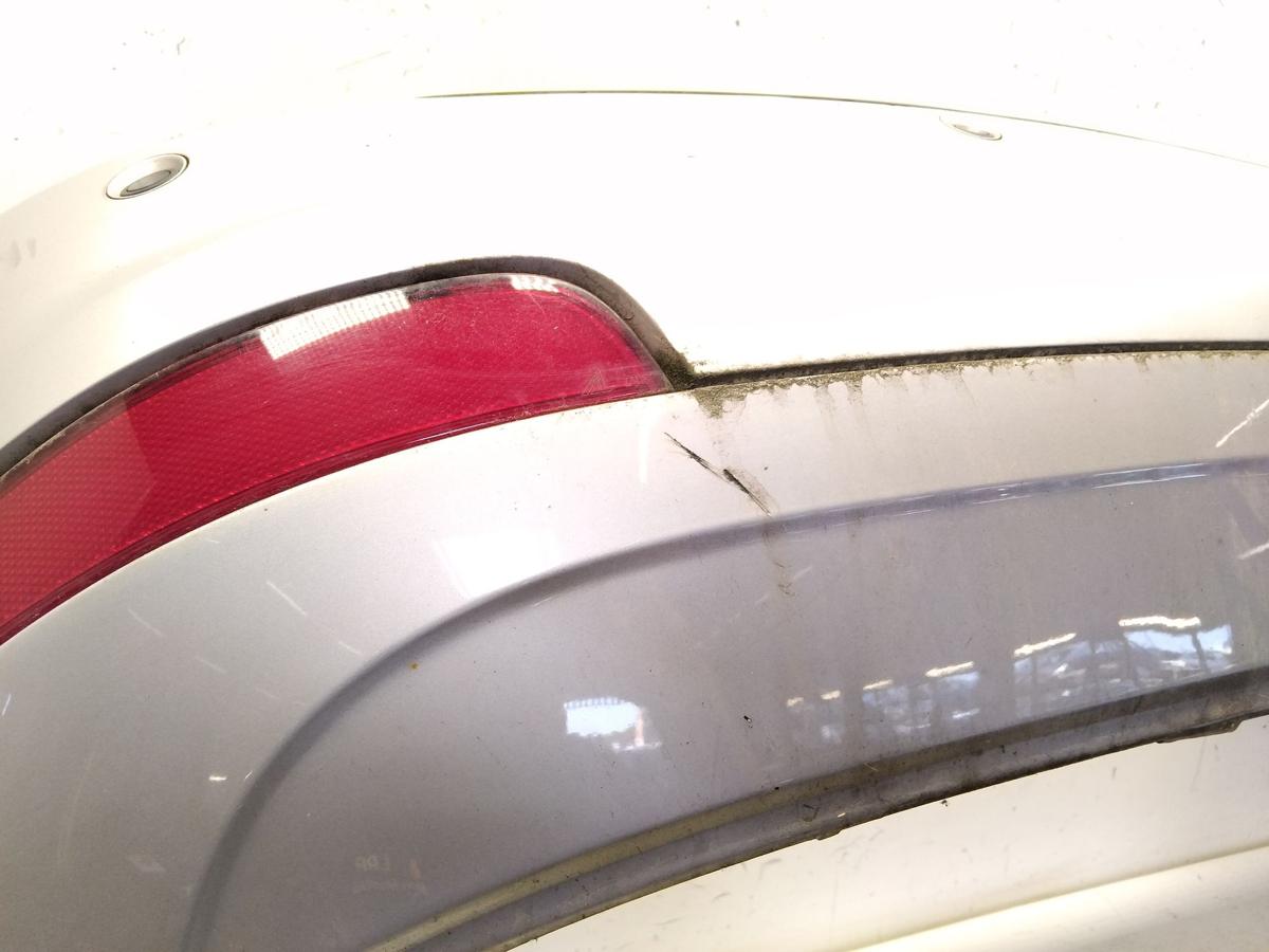 Volvo V50 Facelift Sto&szlig;f&auml;nger Sto&szlig;stange hinten mit PDC besch&auml;digt Bj.2008
