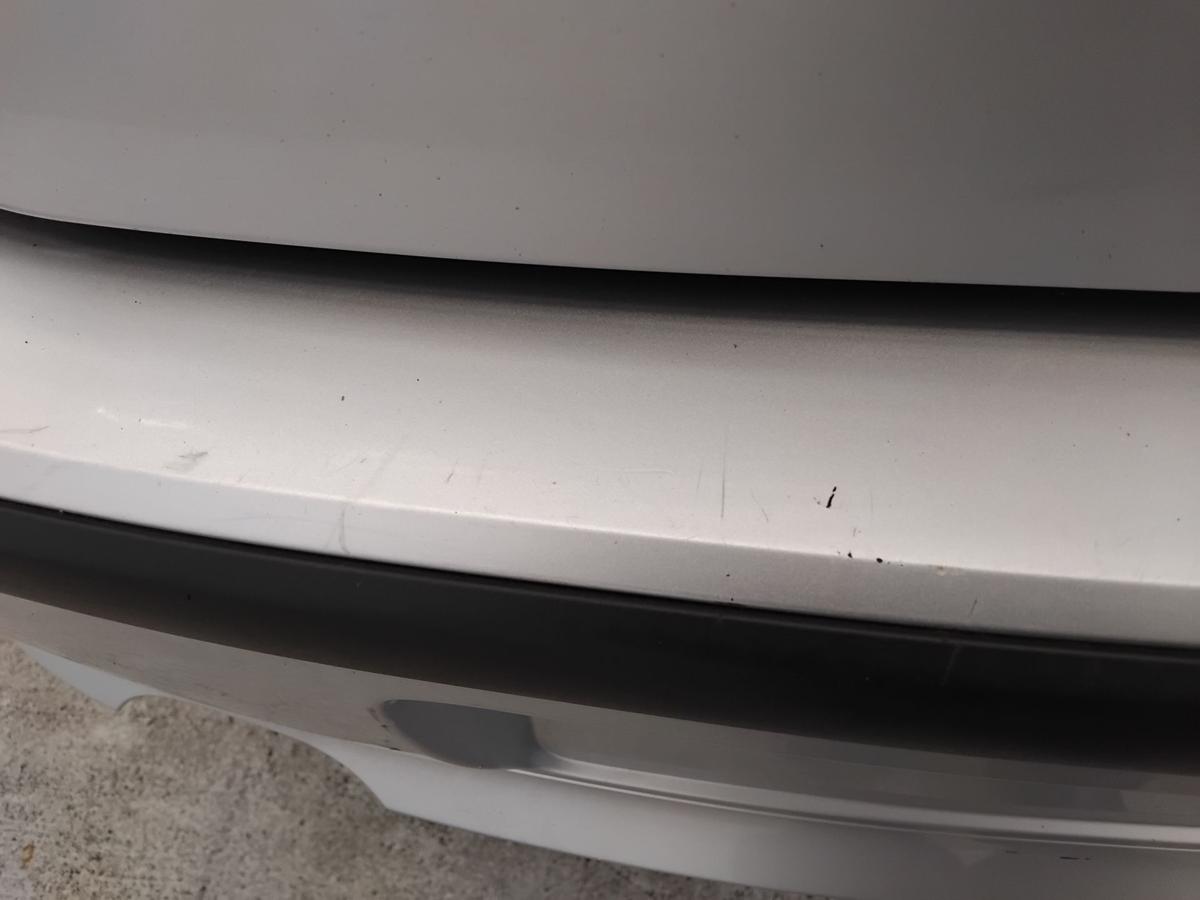 BMW 1er E81 E87 LCI orig.Sto&szlig;stange Sto&szlig;f&auml;nger hinten Facelift BJ2007 titansilber 354