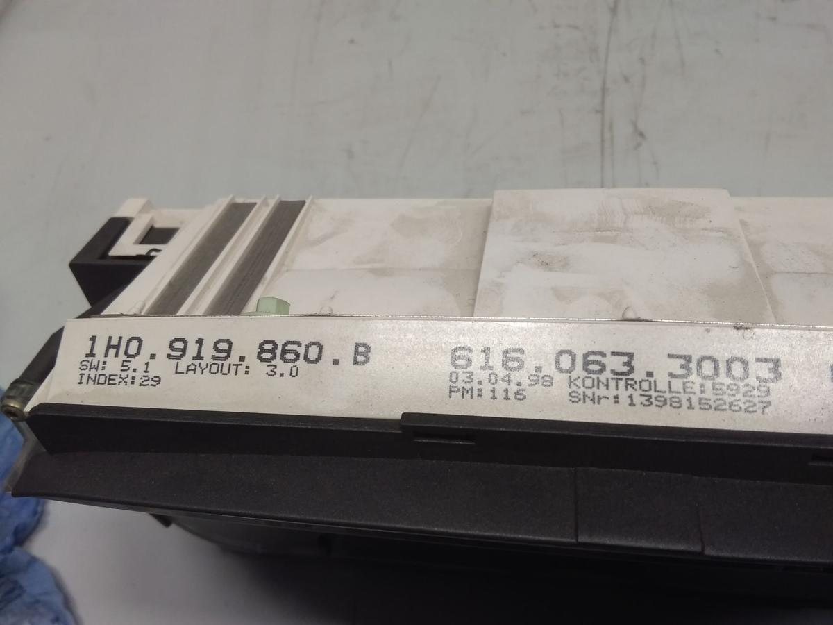 VW Golf 3 1H original Tacho Kombiinstrument 1H0919860B 1.6 74kw AKS BJ1998