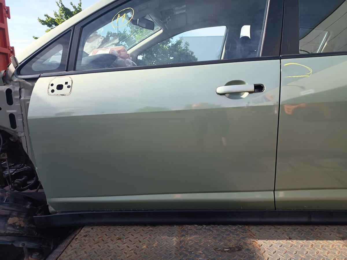 Nissan Tiida C11 orig Tür vorn links Fahrerseite J40 Green Bj 2008