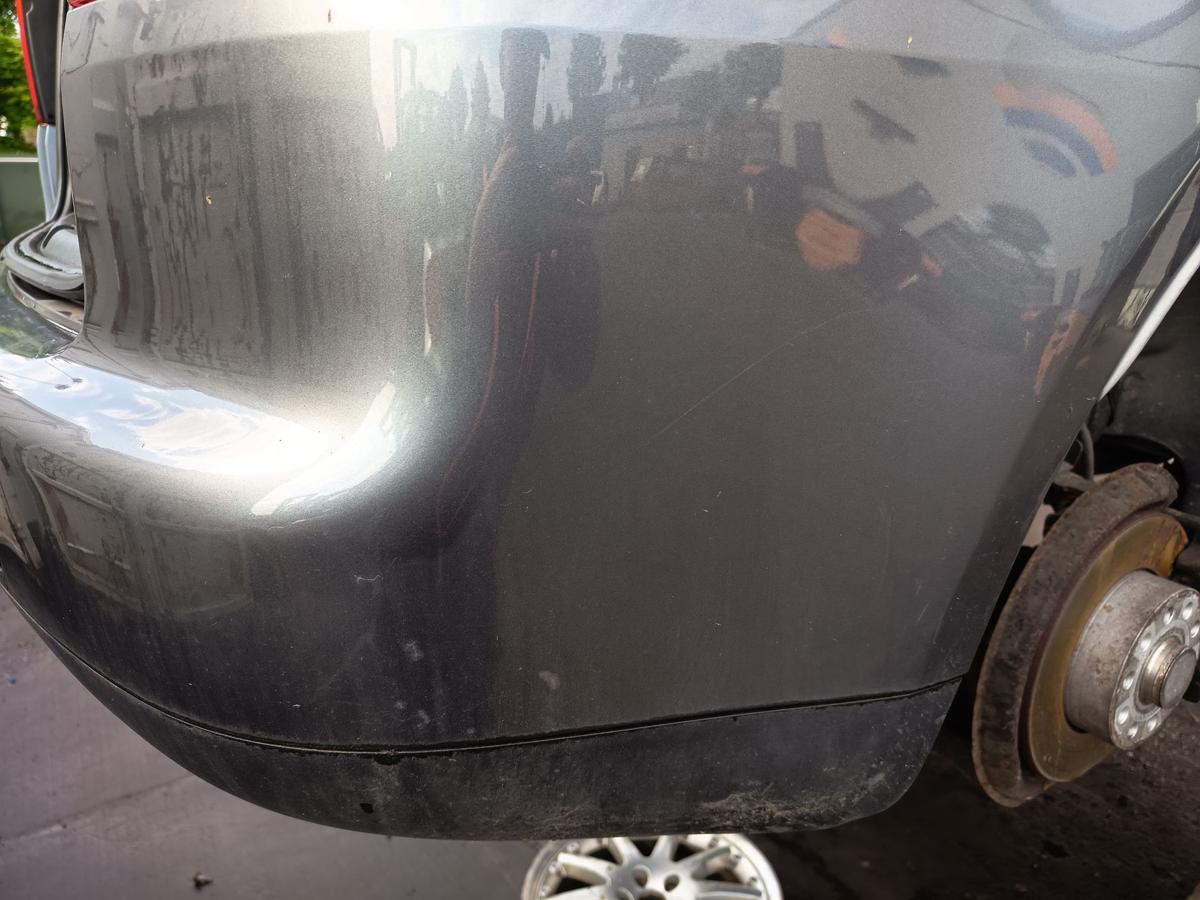 VW Touran 1T original Stoßstange Fänger hinten/Heck D7X Platingrau Bj 2006