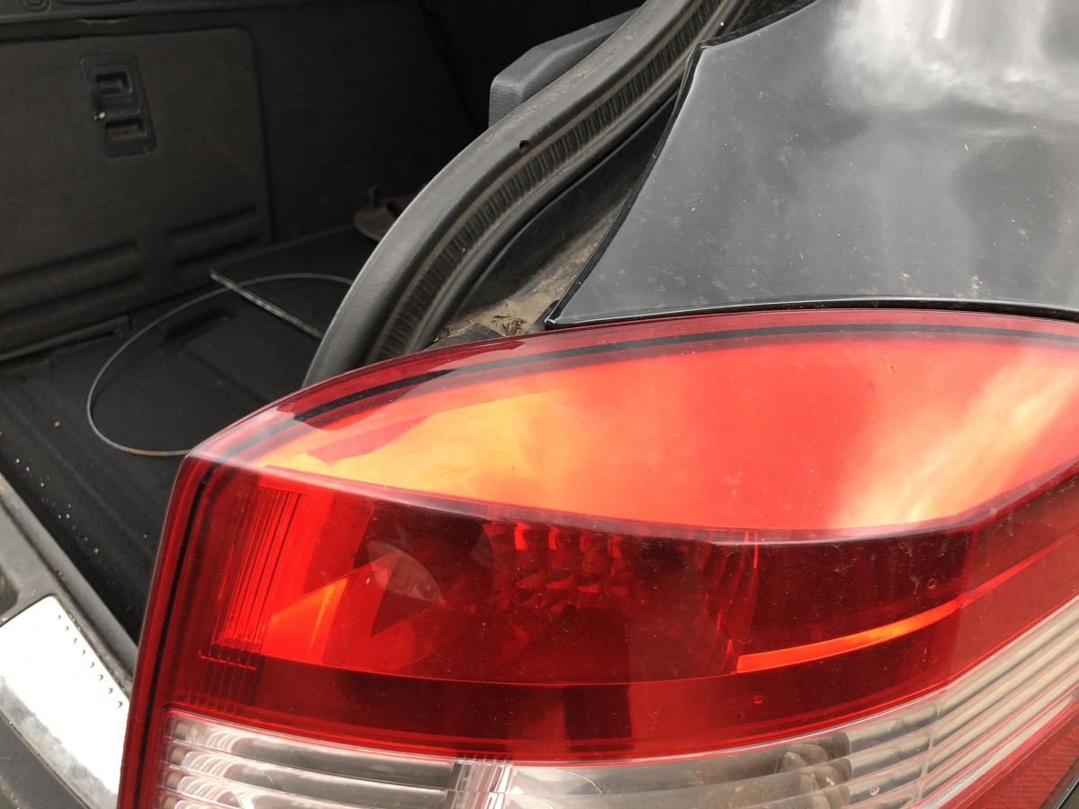 Renault Laguna III 3 R&uuml;ckleuchte rechts R&uuml;cklicht Heckleuchte Kombi Grandtour