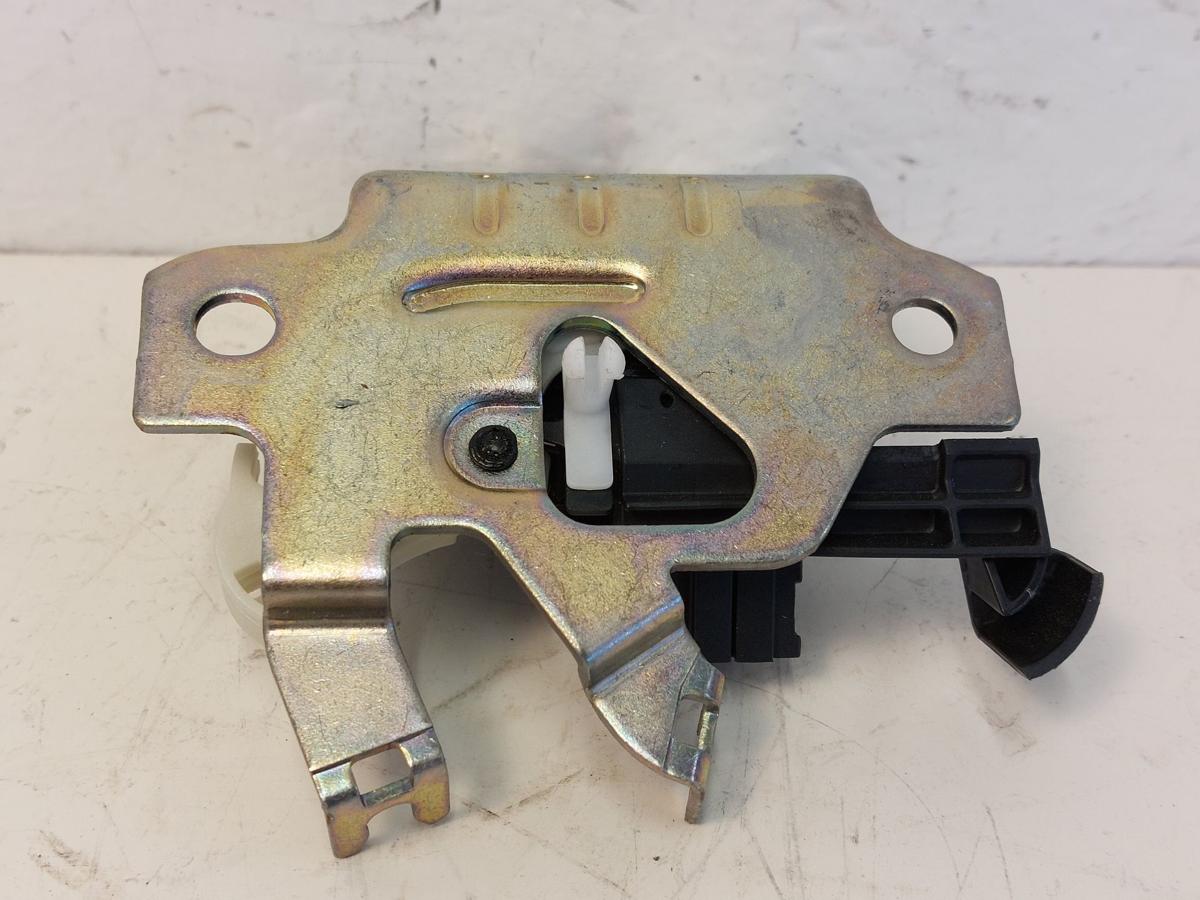 VW Passat 3G B8 Limo Schloss Heckklappe Heckklappenschloss OEM