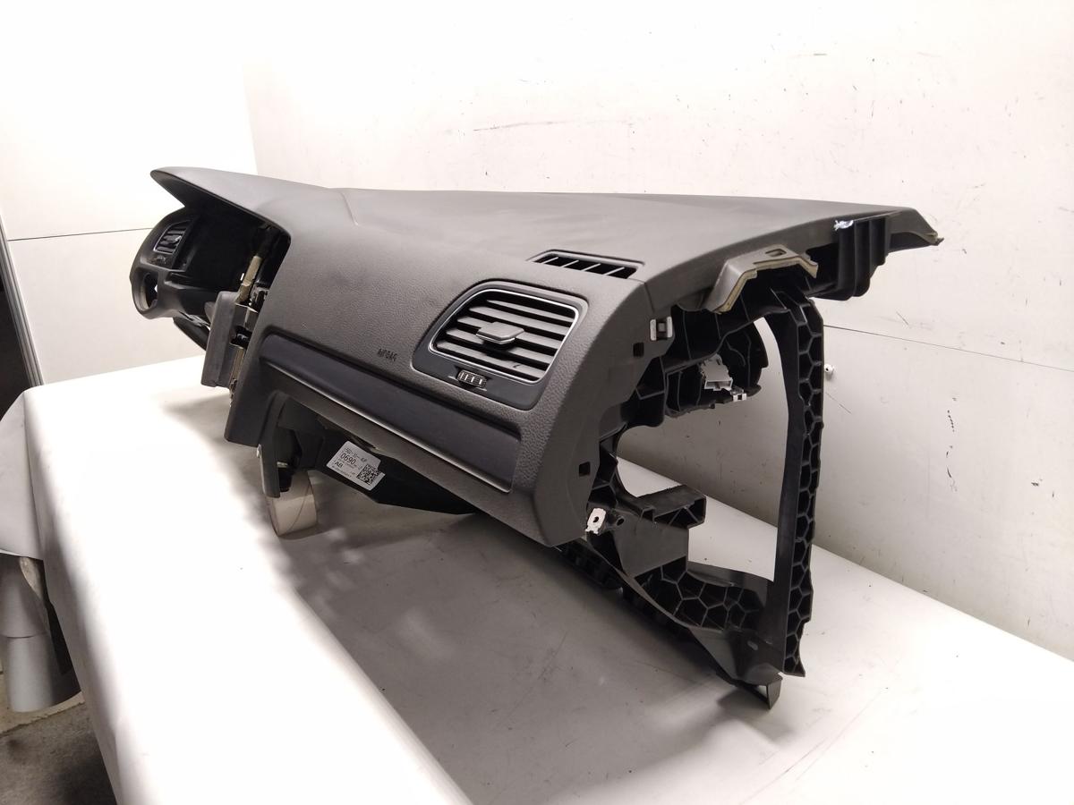 VW Golf 7 Flie&szlig;heck original Armaturenbrett Cockpit schwarz BJ2017