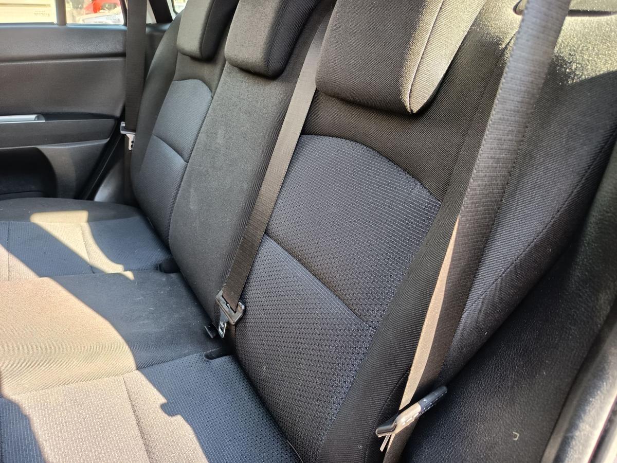 Mazda 2 DY original Rücksitzbank hinten Fond Stoff schwarz/grau Bj 2006
