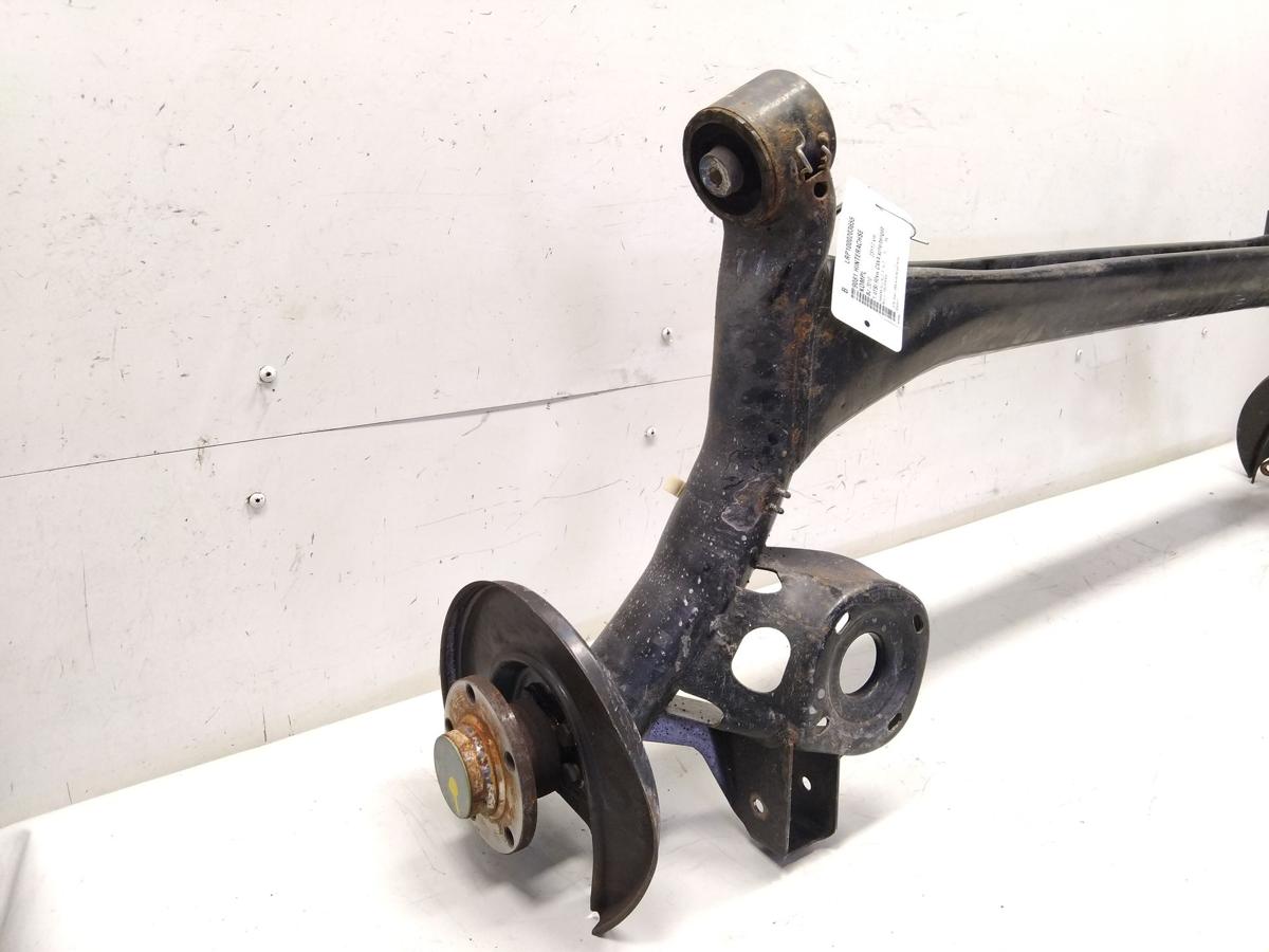 Audi A1 8X original Hinterachse mit intakten Buchsen rostfrei Bj.2010
