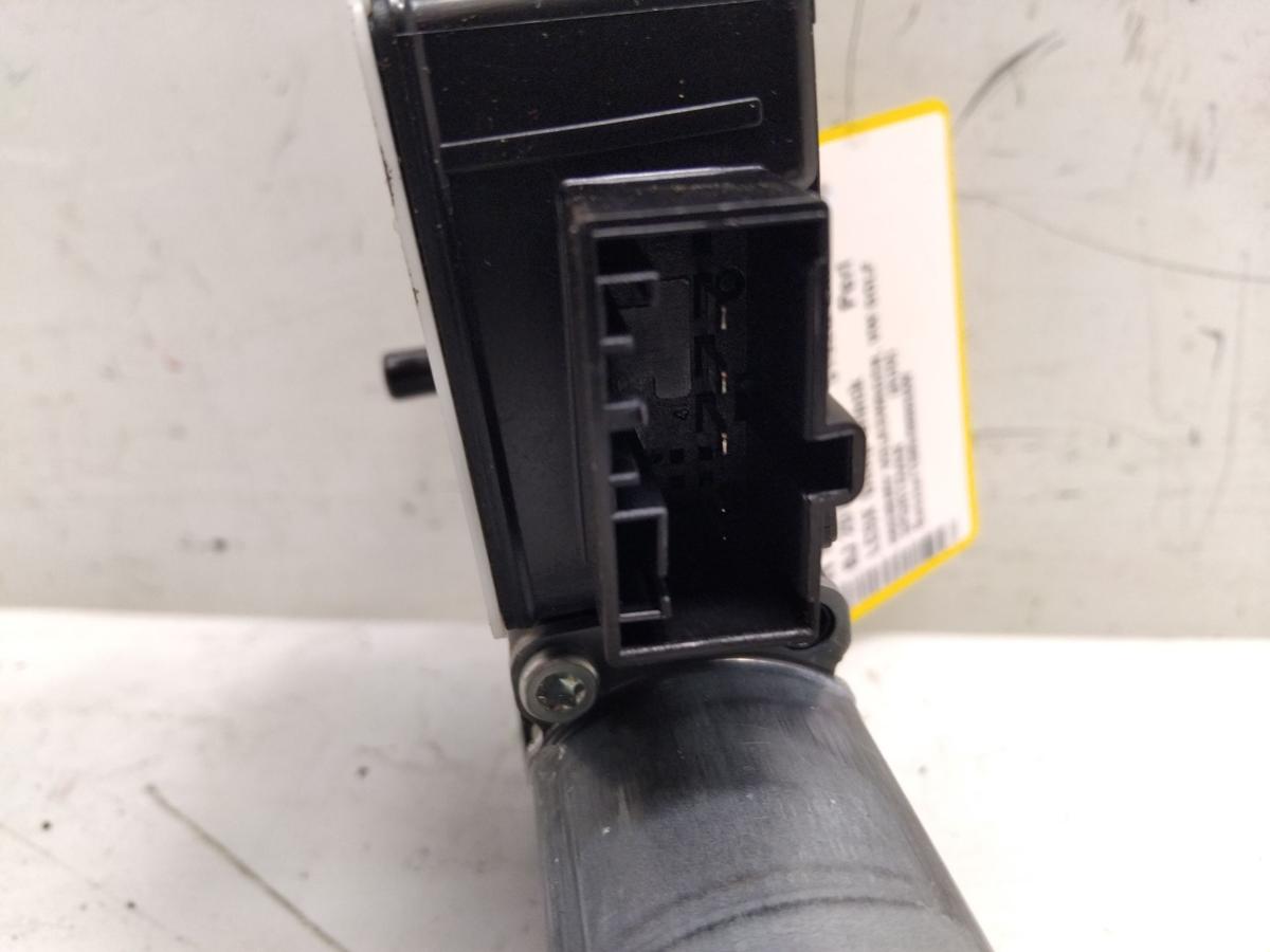 VW Golf Sportsvan original Fensterhebermotor hinten rechts Bj.2017