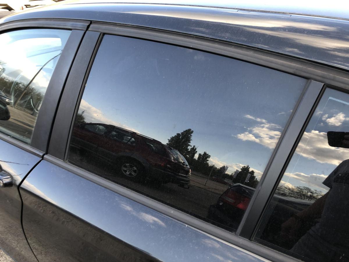 BMW 1er F20 Türscheibe hinten links Seitenscheibe 5 türer Foliengetönt