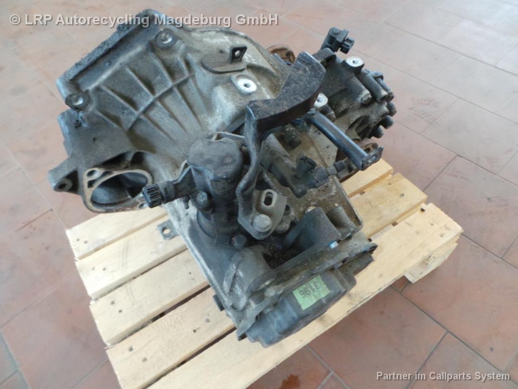 Getriebe Schaltgetriebe 5 Gang EBA VW Golf 4 IV 1J Bj 99