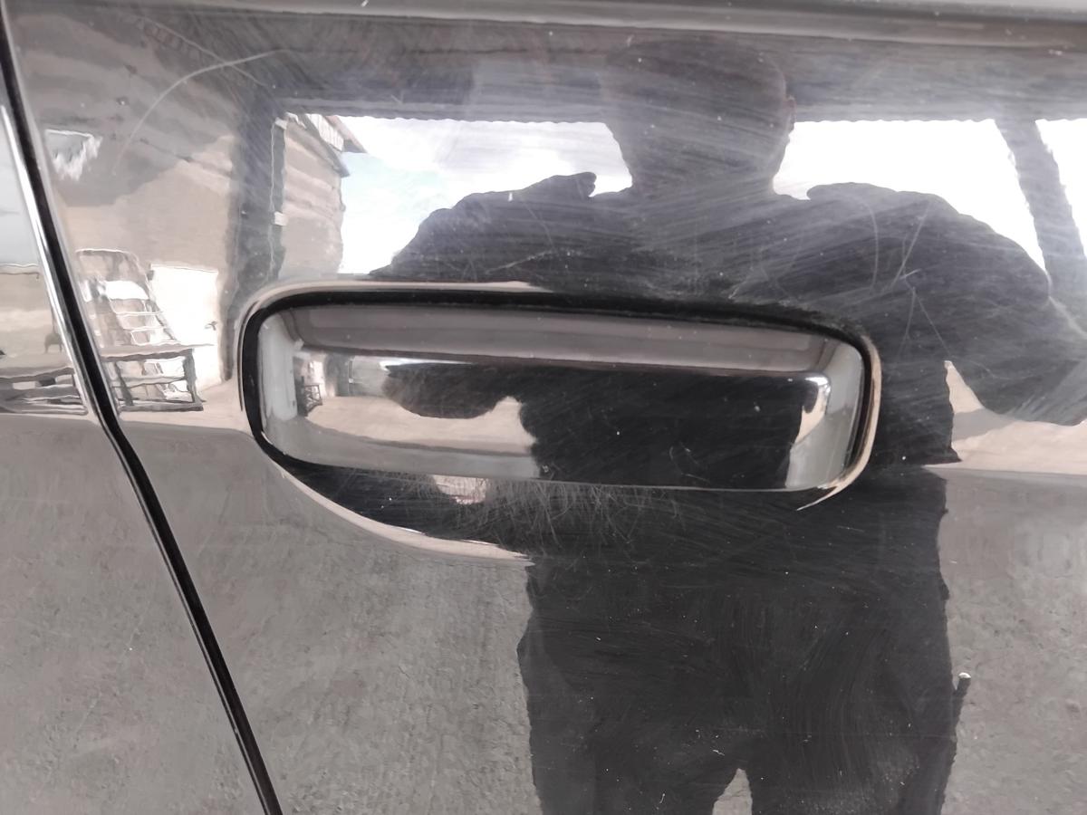 Lancia Musa Tür vorn rechts Beifahrertür BJ2009 schwarzmetallic 601 nero masaccio