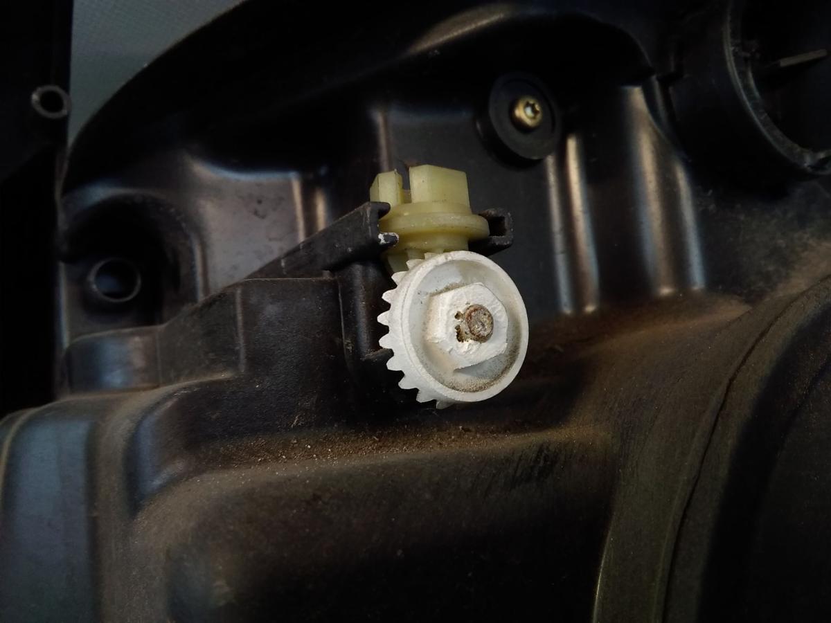 Ford Fusion JU2 original Scheinwerfer rechts Hella mit LWR Bj.2003