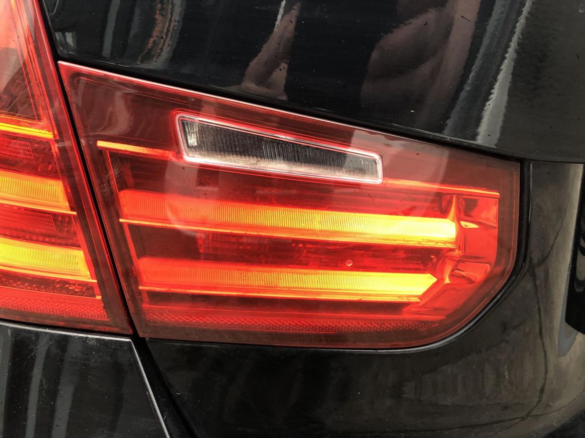 BMW 3er F31 R&uuml;ckleuchte innen links R&uuml;cklicht Heckleuchte Innenteil