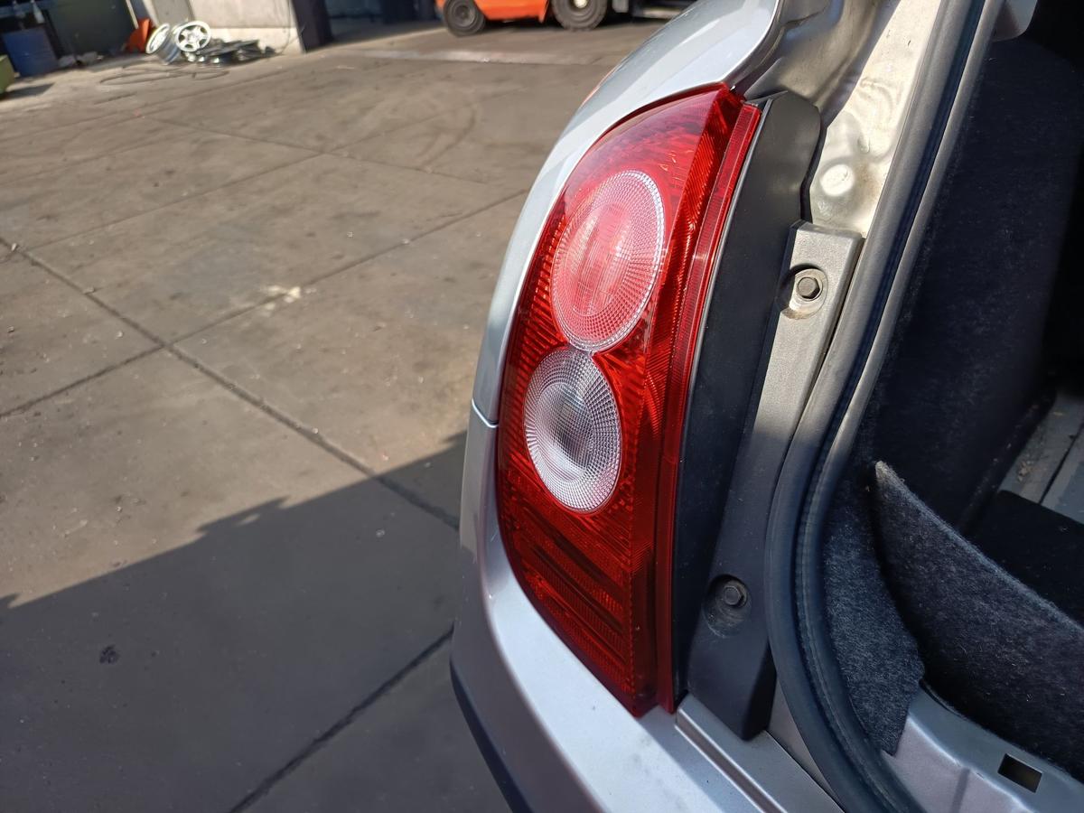 Nissan Micra K12 original Rückleuchte links Heck/Schluss/Licht Bj 2006