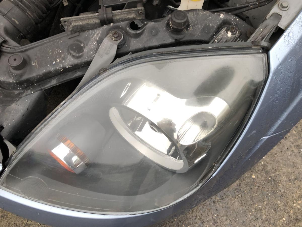 Ford Fiesta JD3 JH1 Scheinwerfer links Frontscheinwerfer Lampe hinten OE Halogen