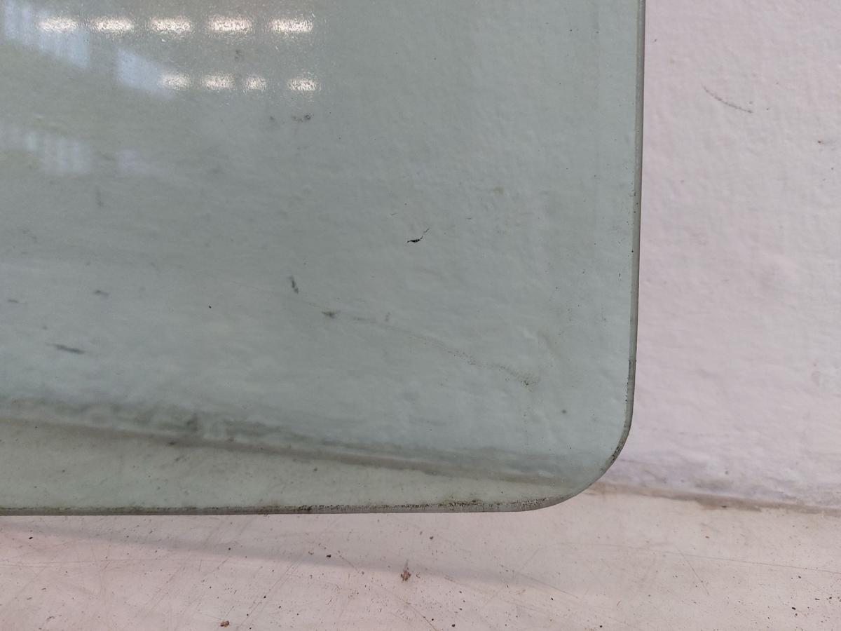 VW Crafter 35 2E Kasten T&uuml;rscheibe vorn rechts Seitenscheibe Colorglas