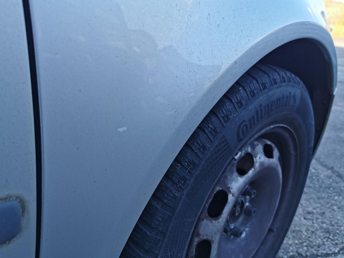 VW Golf IV 4 1J Kotflügel Fender Seitenwand vorn rechts LA7W Reflexsilber Met