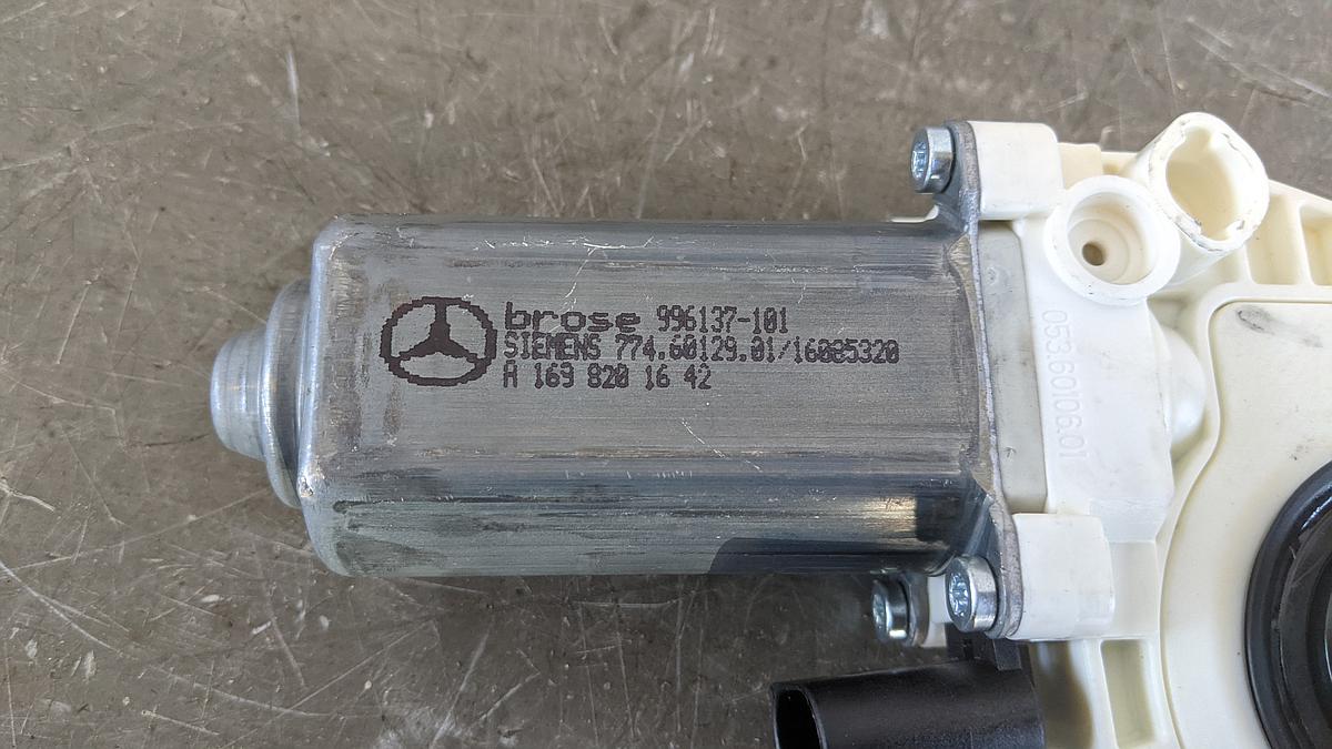 Mercedes W169 A Klasse Fensterhebermotor vorn rechts Motor A1698201642