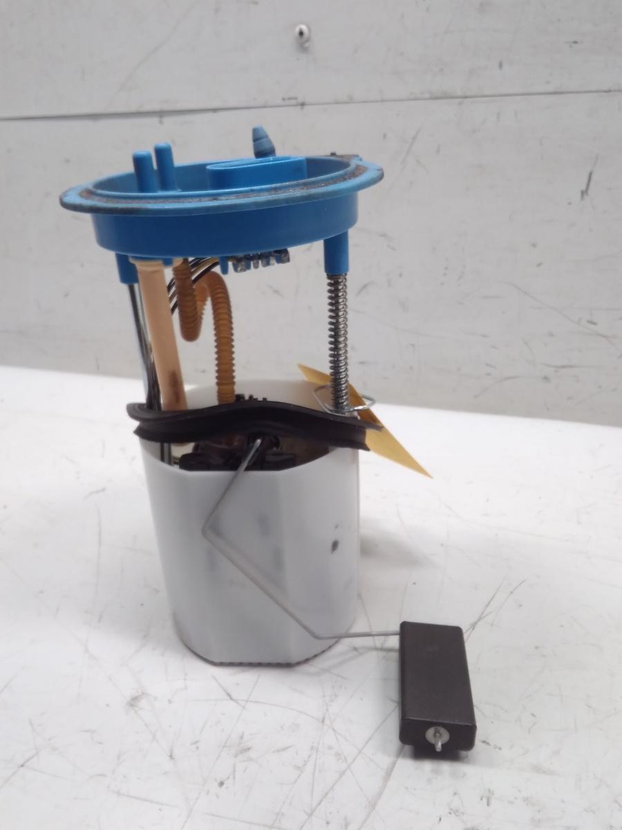 Audi A3 8P Facelift original Kraftstoffpumpe Benzinpumpe 1.4TFSI 92kw Bj.2010