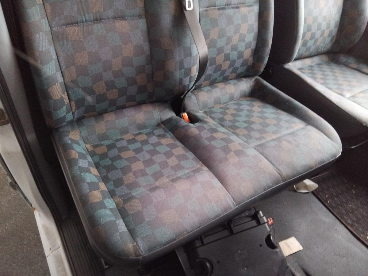 Mercedes Benz Vito 638 original Doppelsitz vorne rechts Beifahrersitz BJ2003