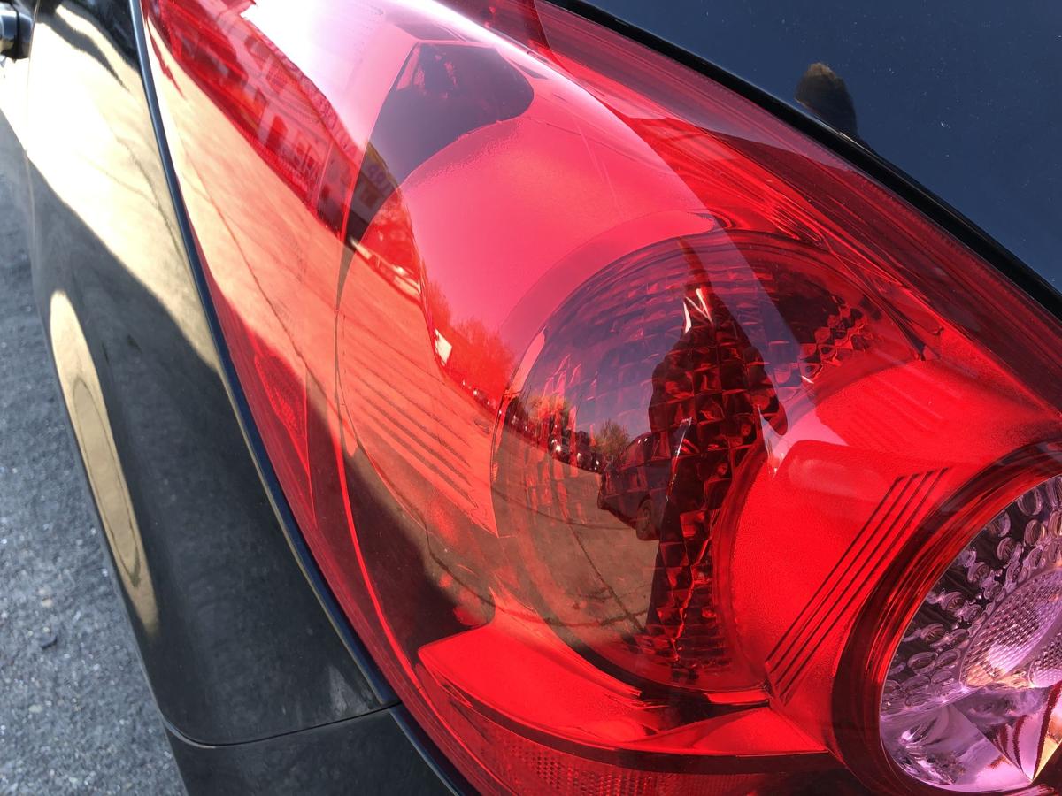 Nissan Tiida C11 R&uuml;ckleuchte links R&uuml;cklicht Heckleuchte 5trg R&uuml;ckscheinwerfer