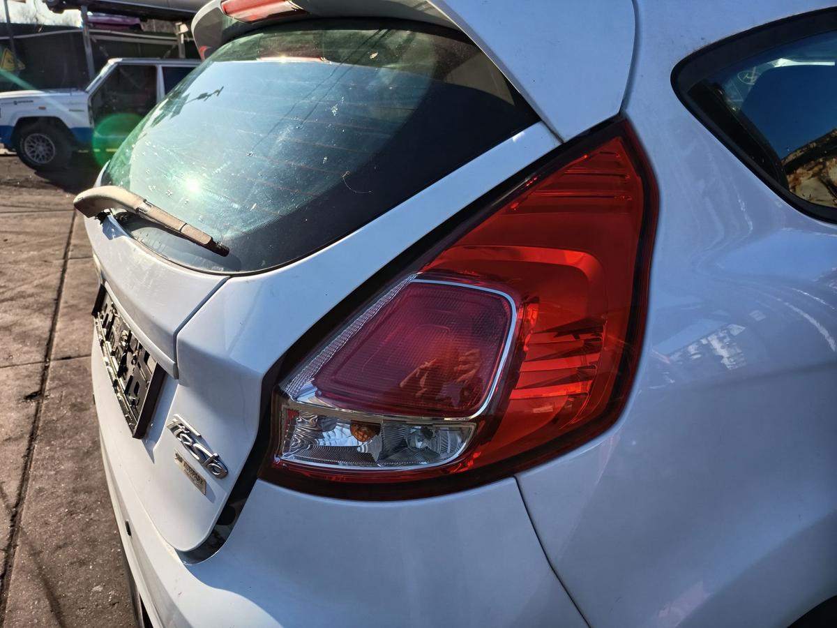 Ford Fiesta VI CCN orig R&uuml;ckleuchte rechts Heckleuchte Frost-Wei&szlig; Bj 2013