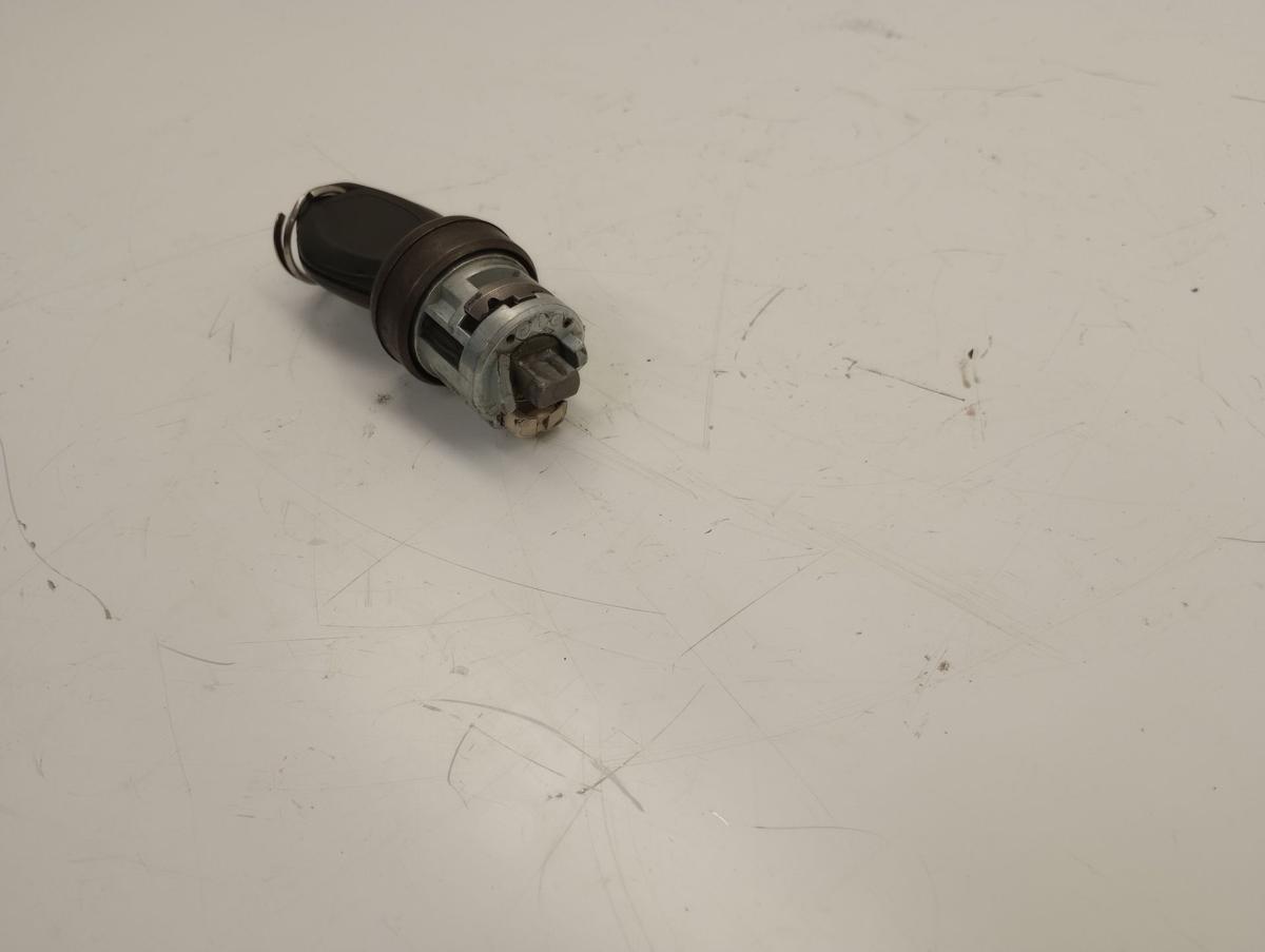 BMW 5-er E39 orig Z&uuml;ndschloss Schlie&szlig;zylinder mit Schl&uuml;ssel 1095820 Bj 1999