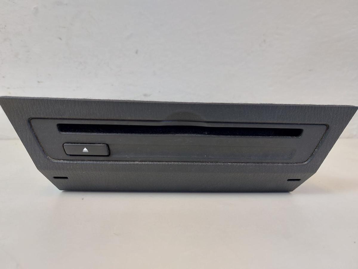 Mazda 2 Typ DJ CD Spieler Player Laufwerk Mittelkonsole unten OEM