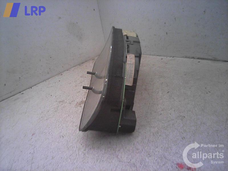 Audi A6 4B Avant original Tacho Kombiinstrument 4B0919860E 110008888001 VDO 1997