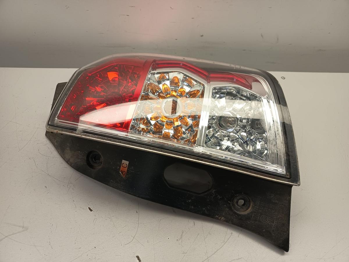Subaru Forester III original R&uuml;ckleuchte rechts Baujahr 2008