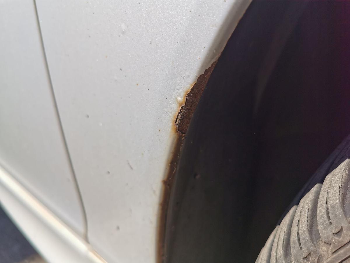 Saab 9-3 YS3 Kotflügel Fender Seitenwand vorn rechts 309 Kristallsilber ROST