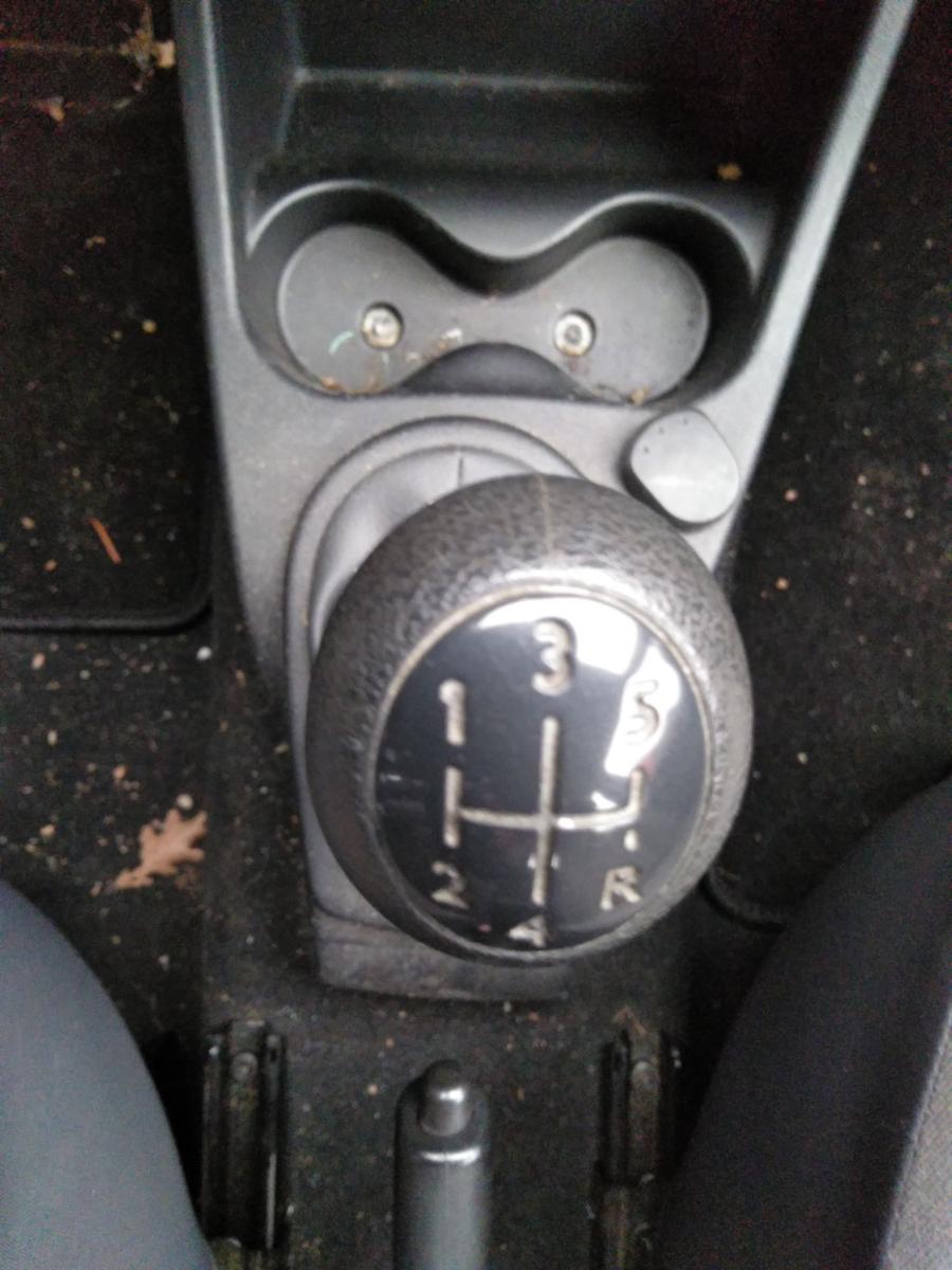 Dacia Sandero 5-Gang Schaltgetriebe JH1053 1.4 55kw 81078km Bj.2008