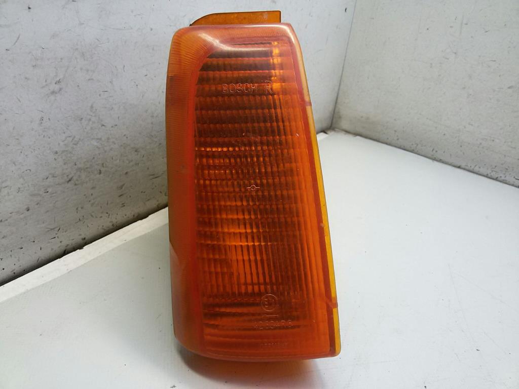 Opel Ascona C Blinker Blinkleuchte vorn rechts 1305232019 BOSCH gelb BJ1984