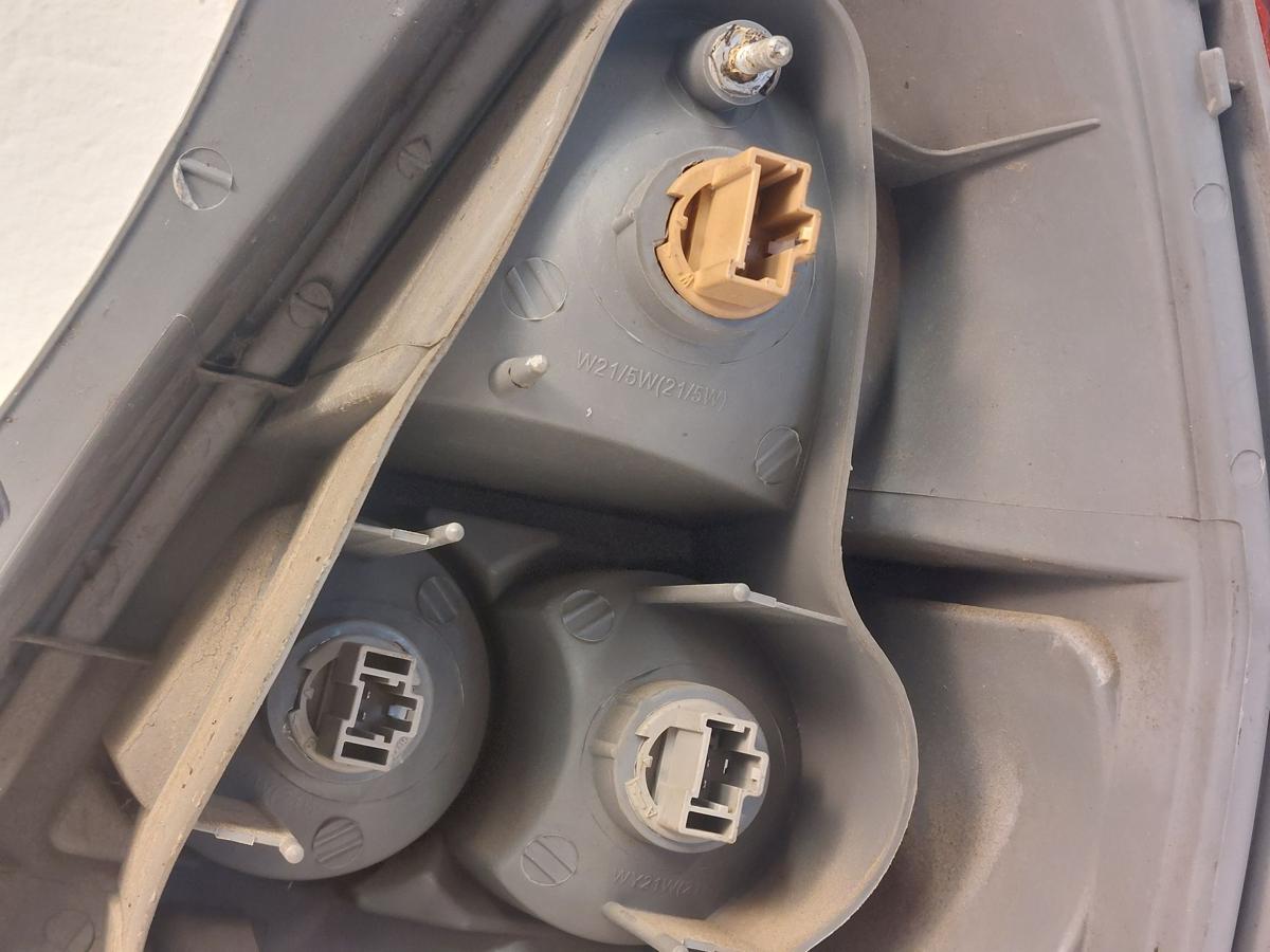 Honda Jazz GD Rückleuchte Schlussleuchte Rücklicht hinten links *Kratzer*