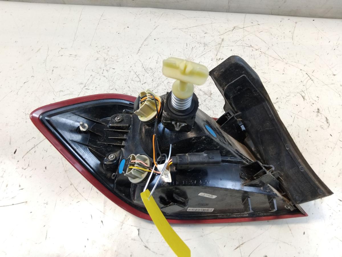 Ford Fiesta HJ HF original R&uuml;ckleuchte Heckleuchte rechts Bj.2019