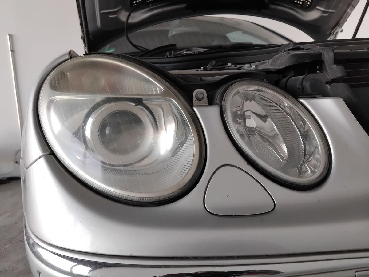 Mercedes E-Klasse W211 original Bi-Xenon Scheinwerfer rechts vergilbt BJ2004