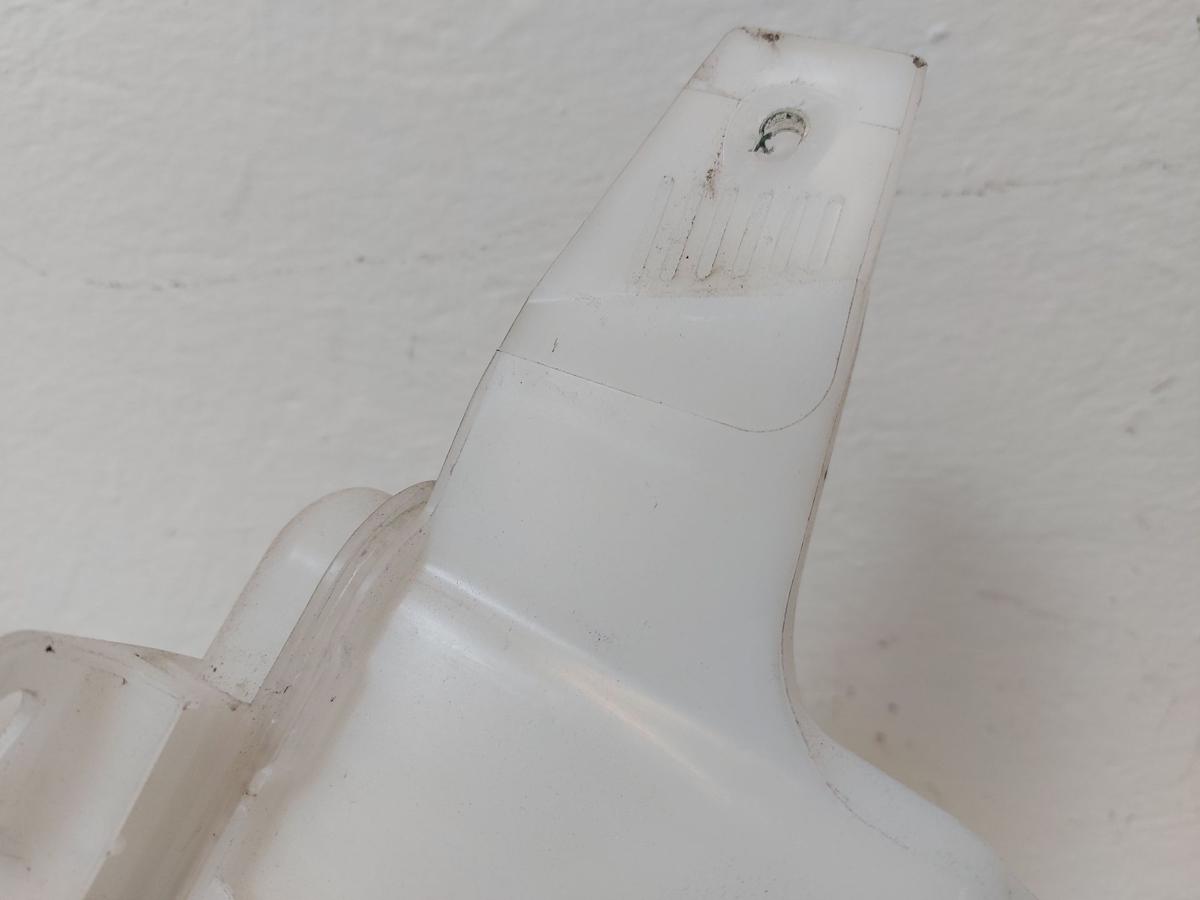 Nissan Micra K14 Waschbeh&auml;lter Wischwasserbeh&auml;lter 2.5 Liter Wischwassertank