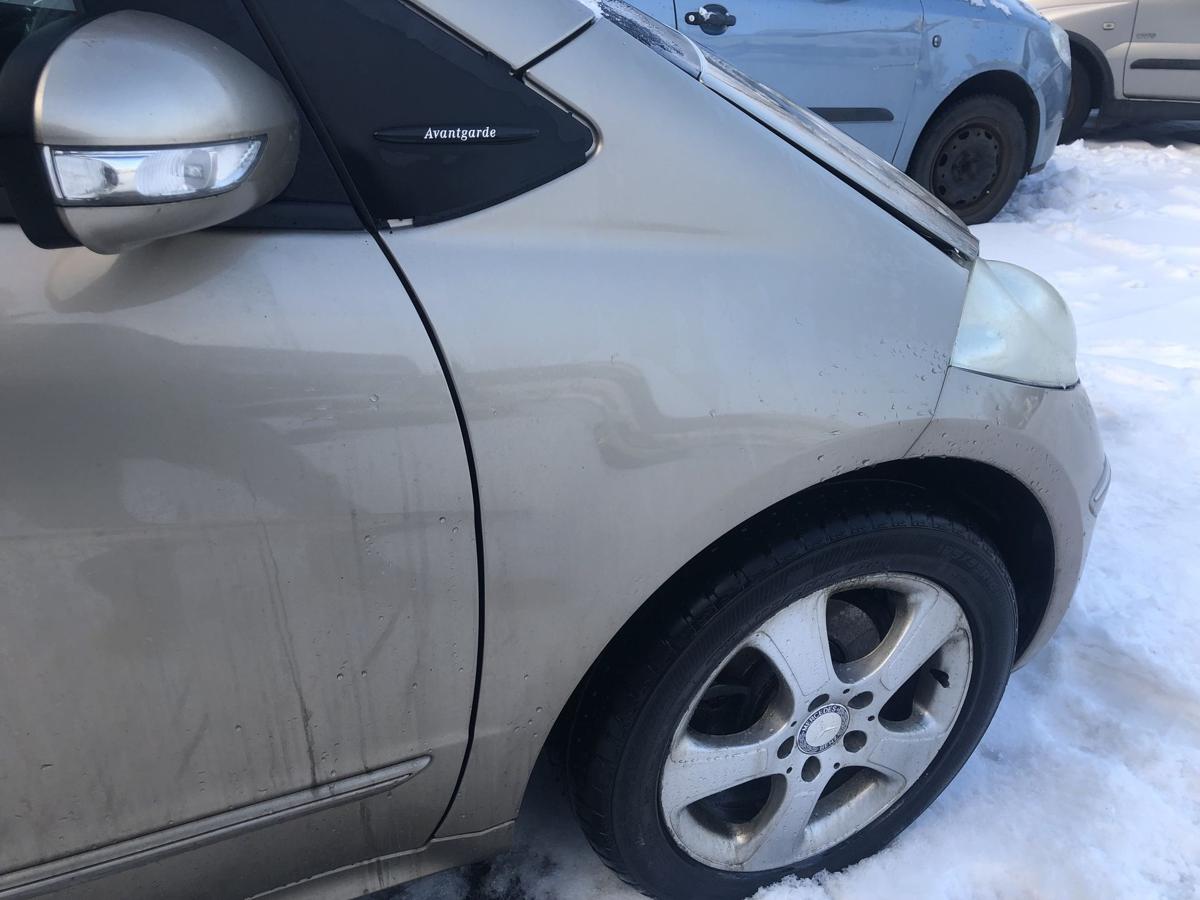 Mercedes W169 A Klasse Kotfl&uuml;gel rechts Fender Radabdeckung D&uuml;nenbeige
