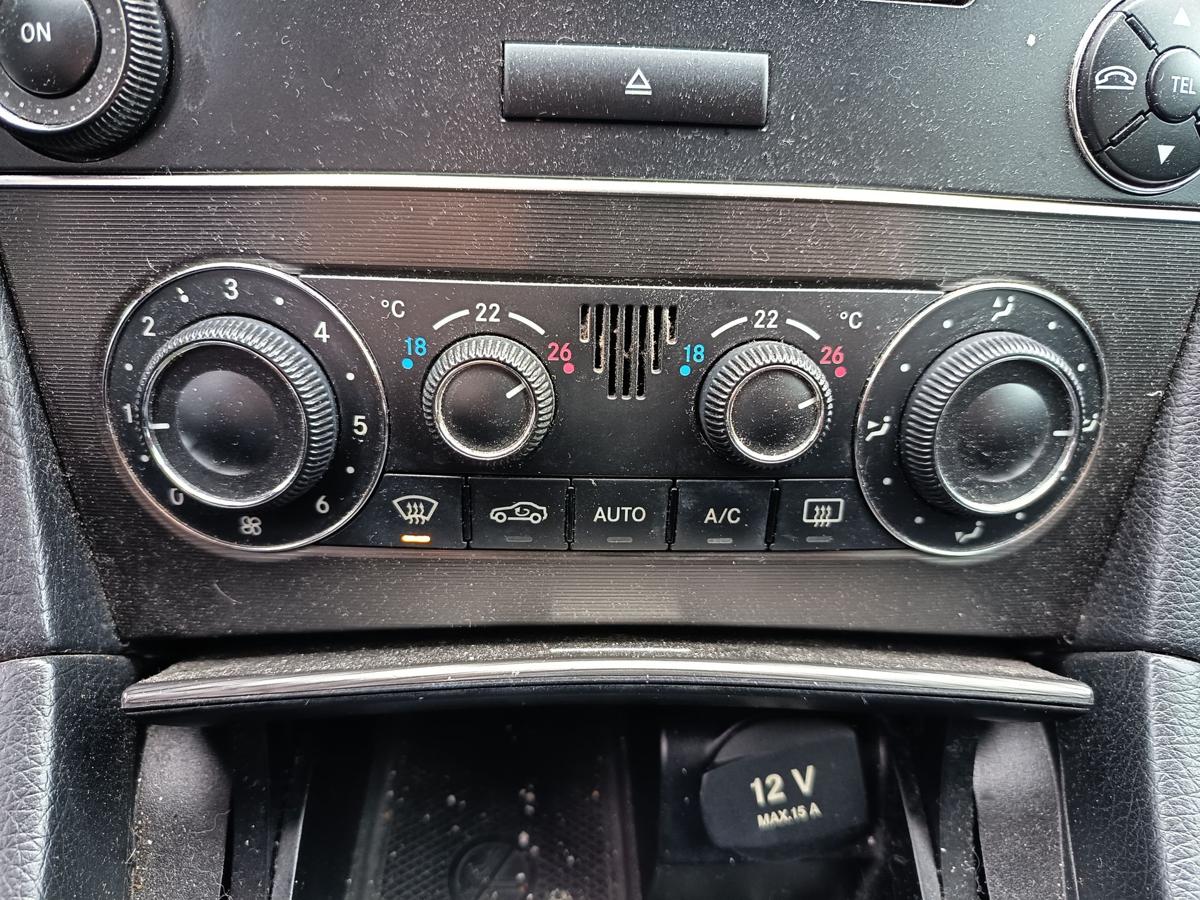 Mercedes Cl203 Sportcoupe original Heizungsbet&auml;tigung A2038303485