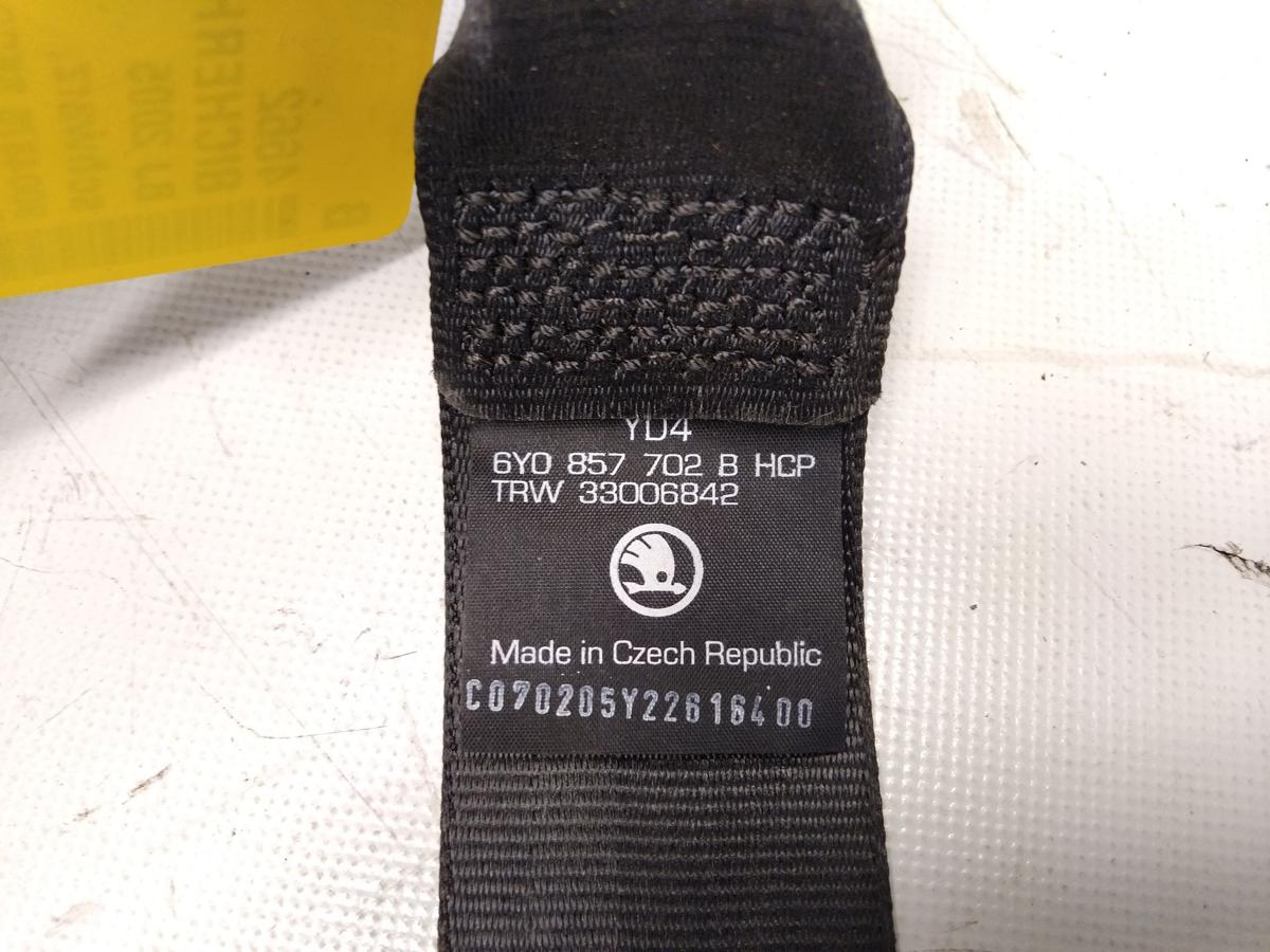 Skoda Fabia 1 6Y original Sicherheitsgurt vorn rechts schwarz unfallfrei BJ2005
