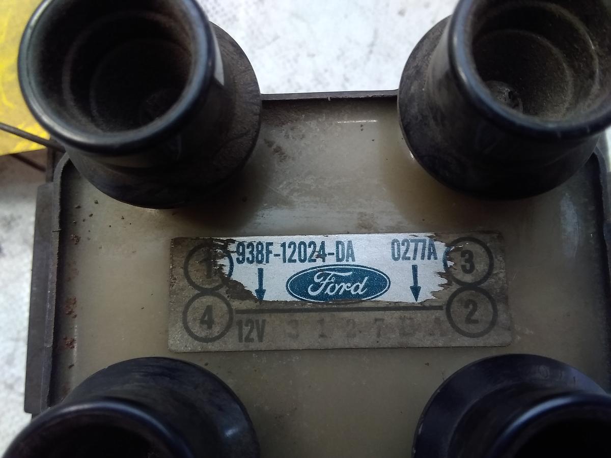 Ford Mondeo 1 GBP Zündspule Zündmodul 938F12024DA BJ1994
