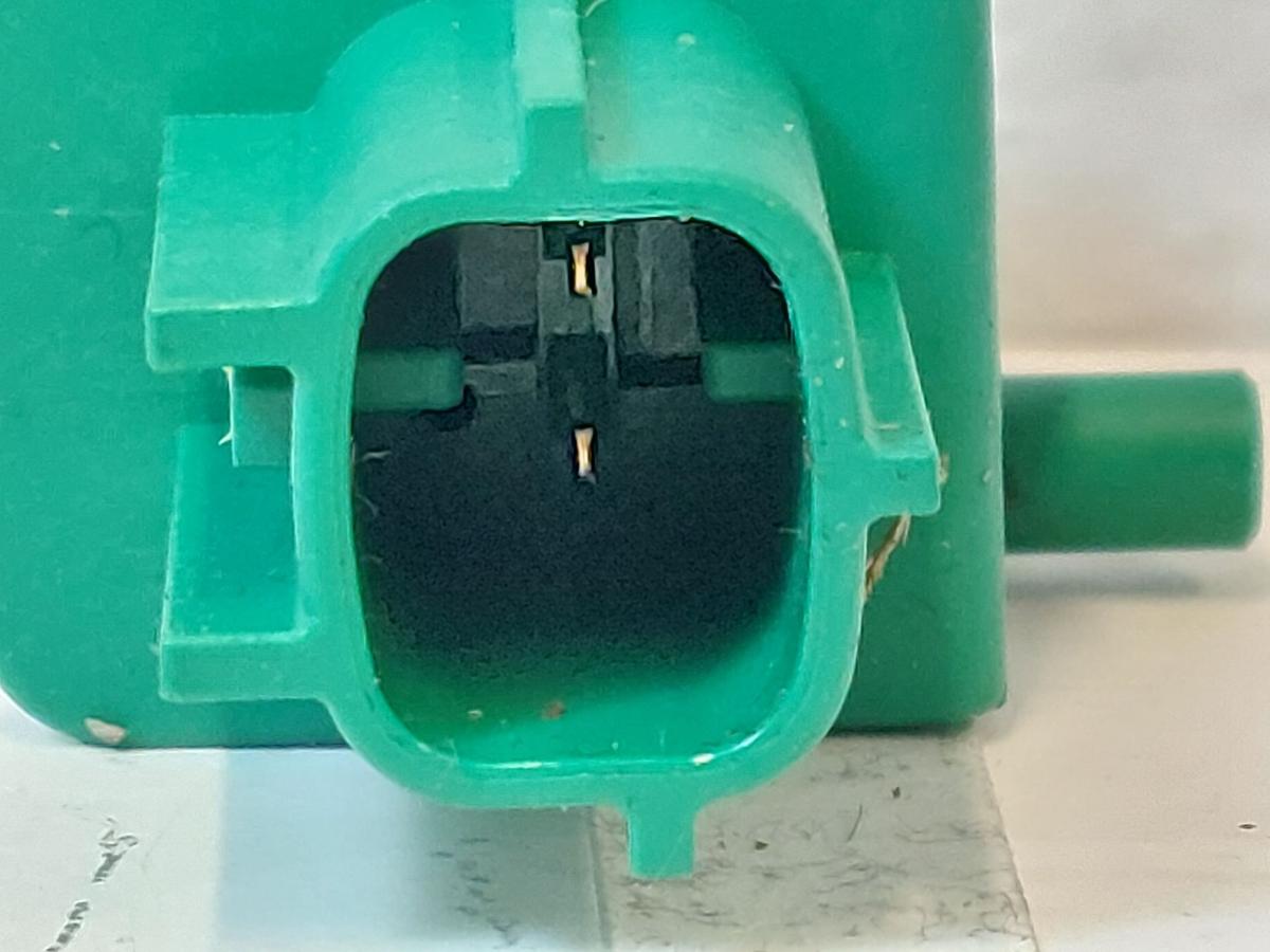 VW Golf Plus 5M Aufprallsensor hinten links Airbagsensor 5M0909606 Sensor