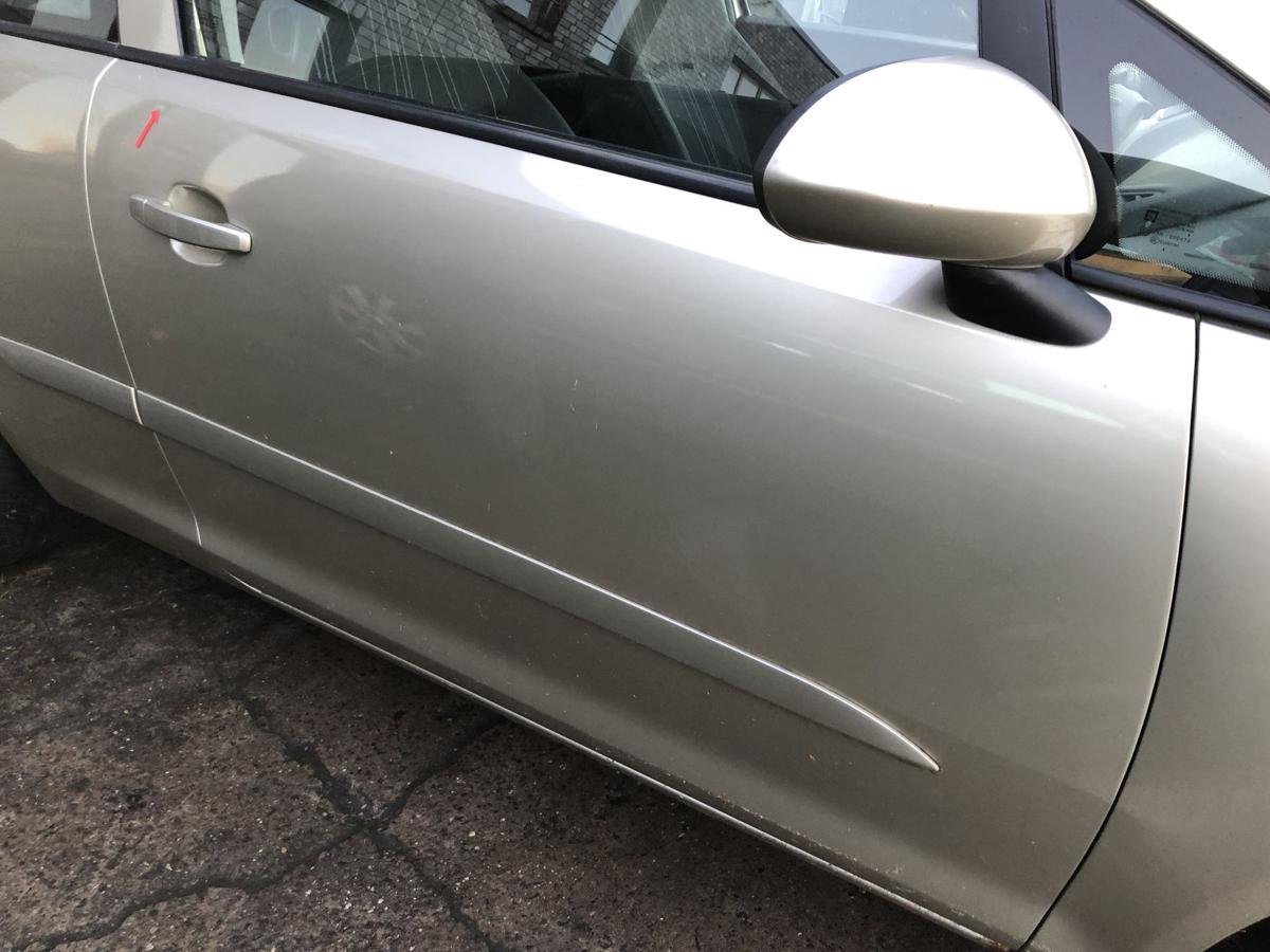 Opel Corsa D T&uuml;r vorn rechts Beifahrert&uuml;r Rohbau AAU Lancelot Perleffekt 3 t&uuml;rer